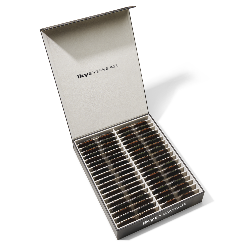 Clip-On box loose without clips