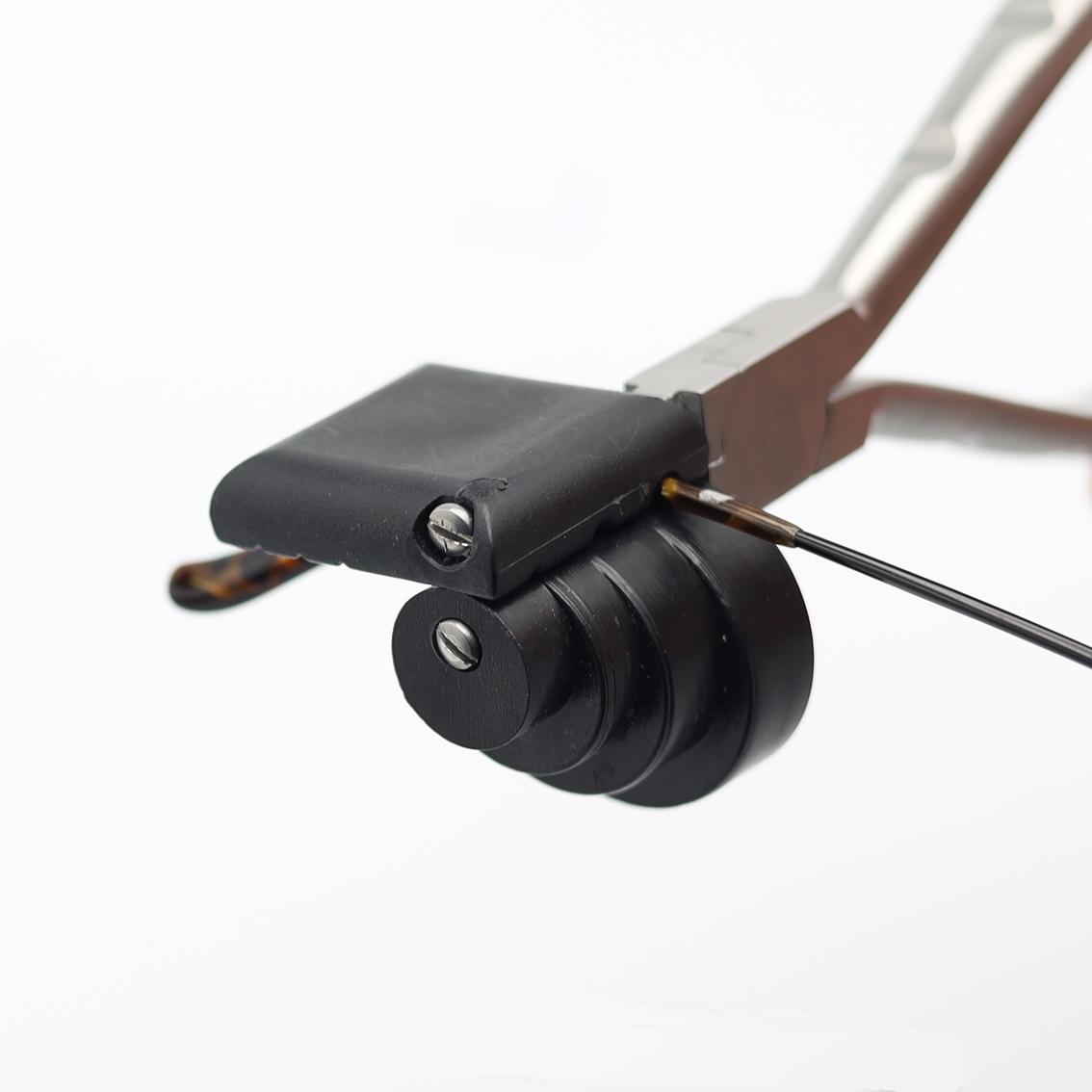PL-6023 Pince à ressorts