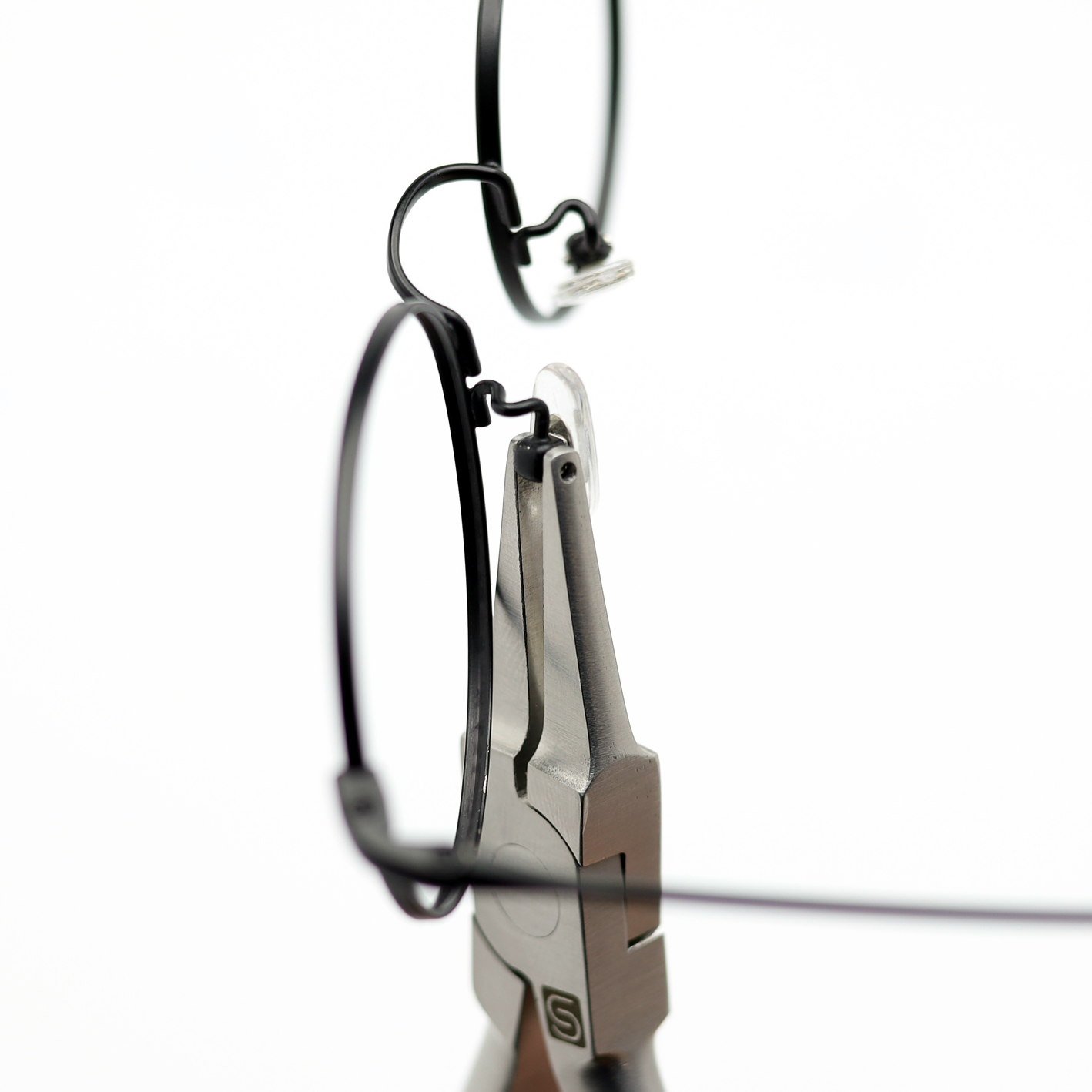 PL-6024 Pince de réglage pour supports de chemin